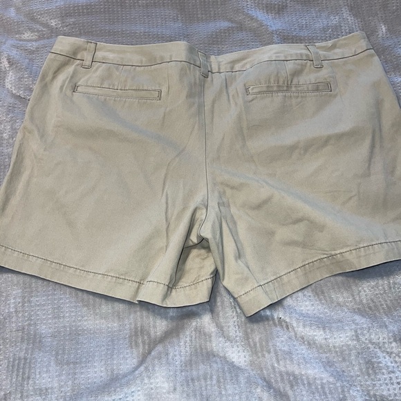 *Women's Merona Shorts size 18 - Picture 6 of 6